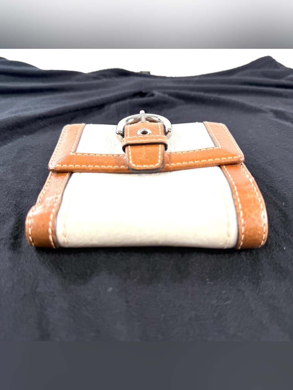 Coach White Leather Small Wallet Snap Tri Fold Buckle Clutch Brown Leather Trim - Picture 3 of 9